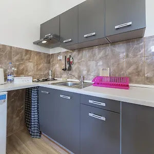 https://guesthouse-zona.pula-hotels.org