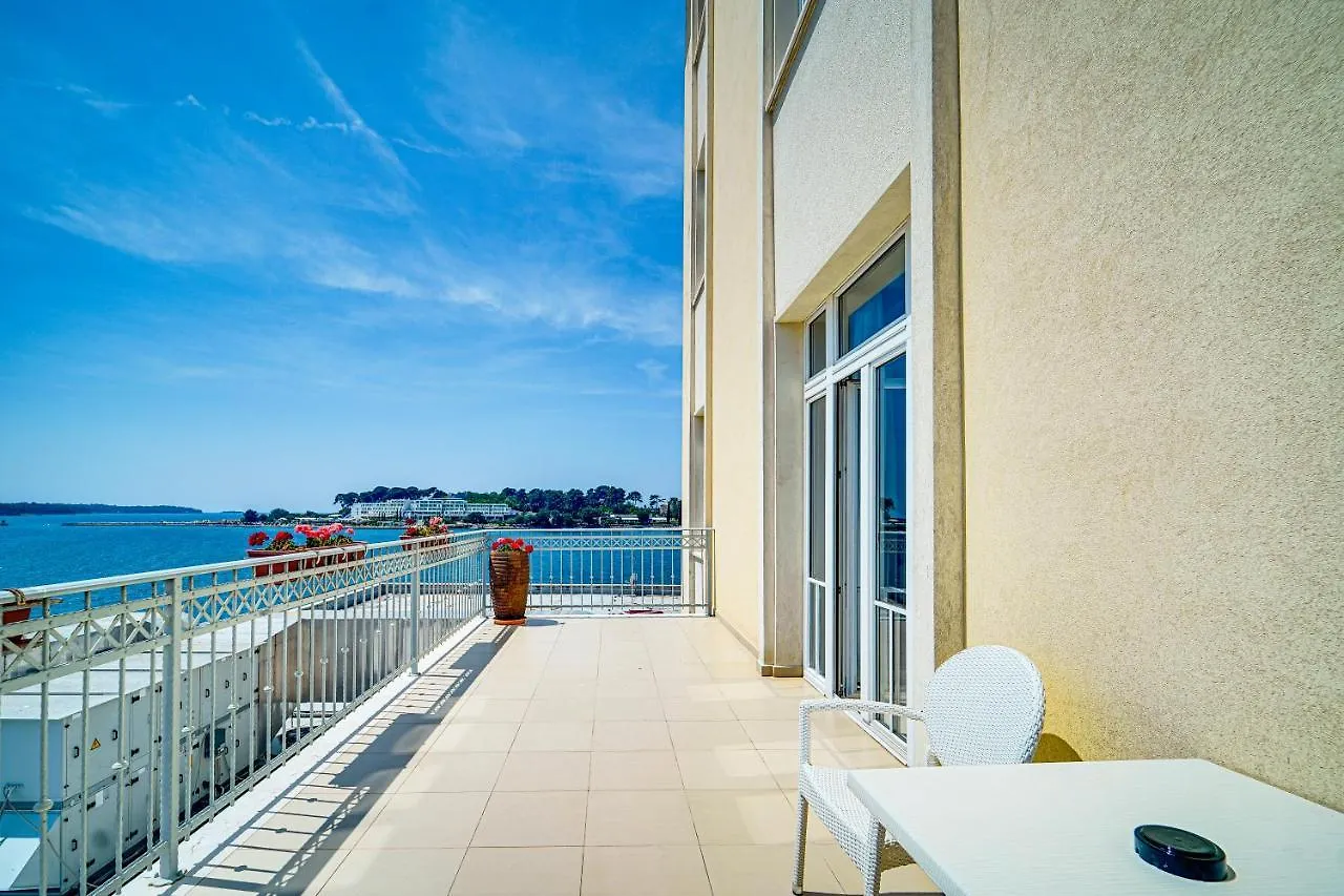 Bo Hotel Palazzo Poreč 4*,